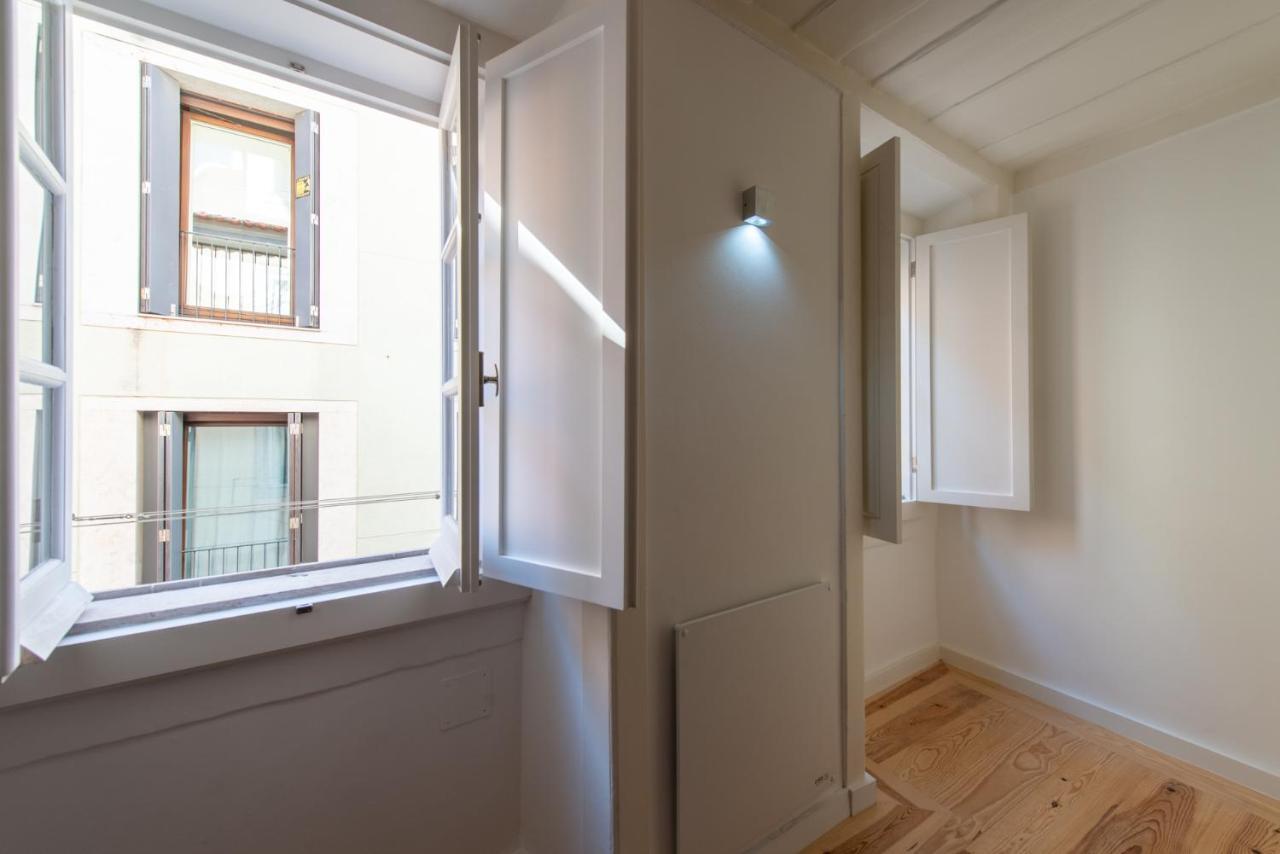 Principe Real In Quiet Street Apartment Lissabon